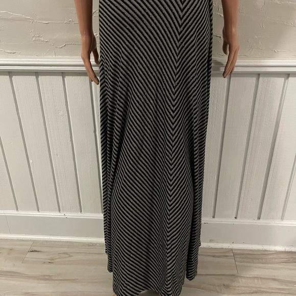 I.N.C maxi skirt - Picture 3 of 4